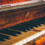 Kann man mit 60 noch Klavier spielen lernen?