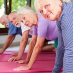 Aktiv bleiben in deinen goldenen Jahren: 10 Tipps zum Sporttreiben im Alter