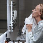 Hautalterung verringern – Frische Haut – Hautverjüngungsmethoden im Alter
