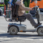 E-Scooter für Senioren – worauf beim Kauf von Elektromobilen zu achten ist